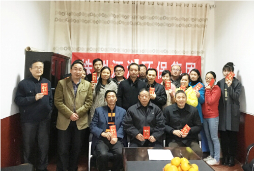 感恩老人，從我做起，從身邊做起！